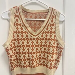 ✨3/$20✨ Geometric Patterned Vest Top - Cream and Brown